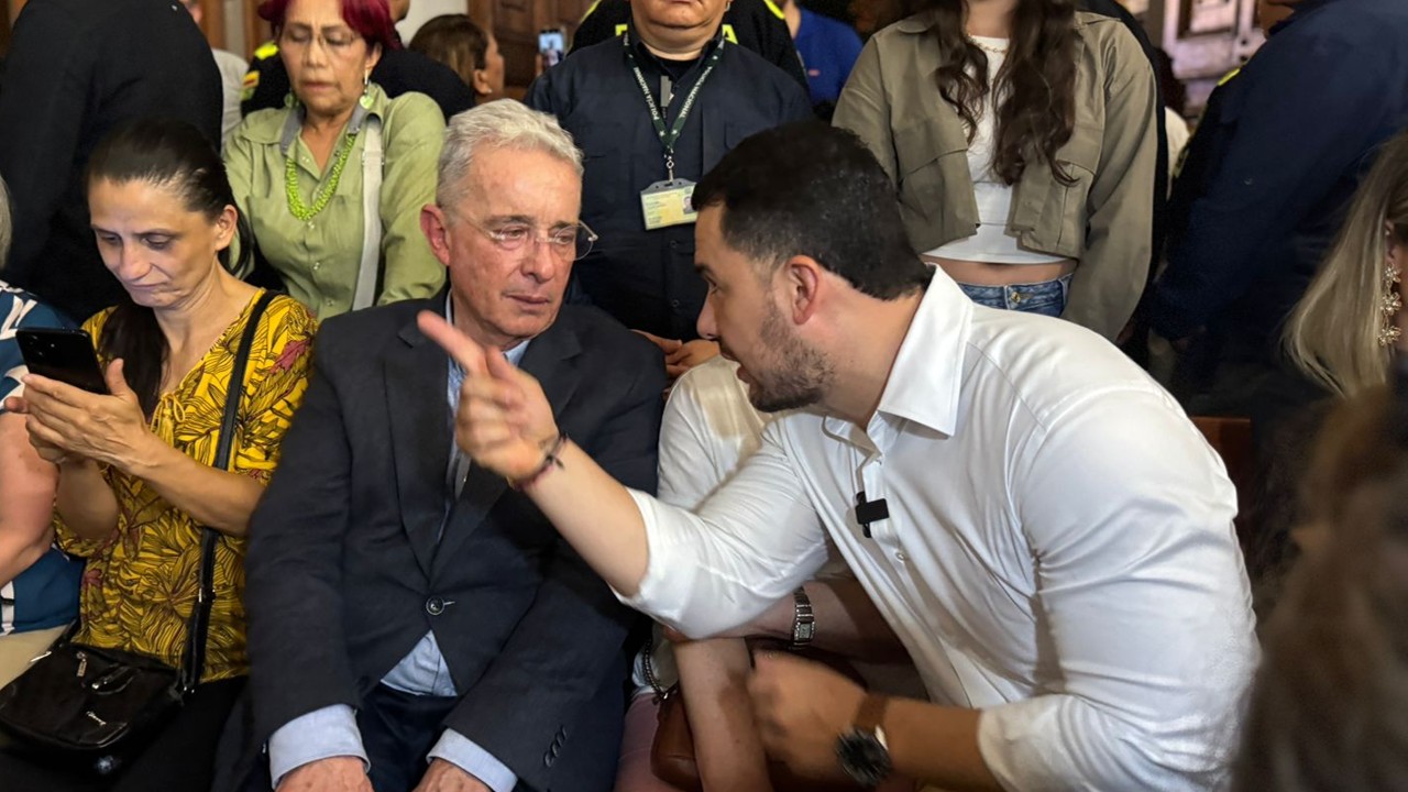 alvaro uribe sabaneta9