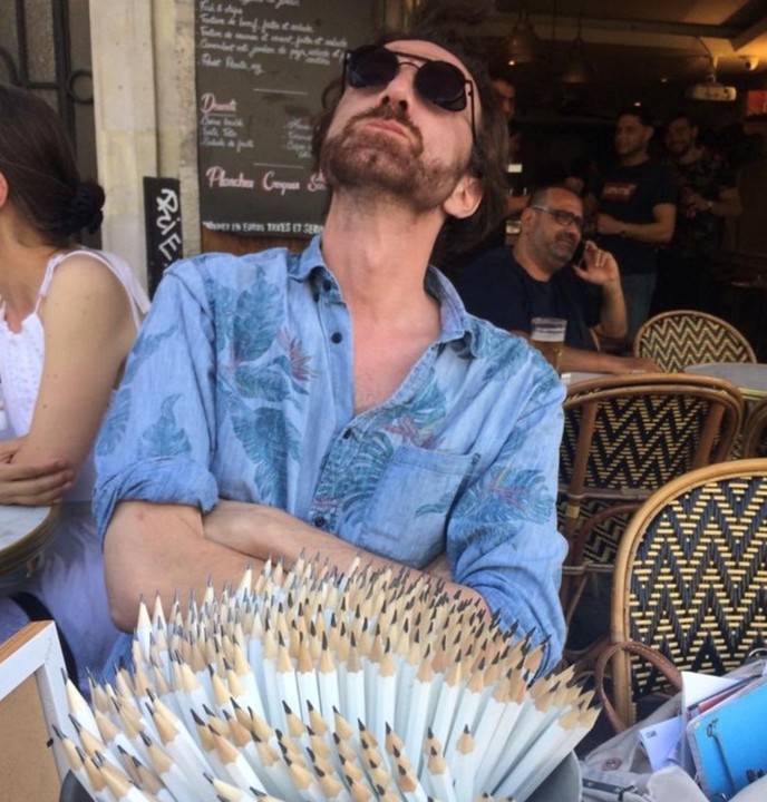 asistente emily in paris