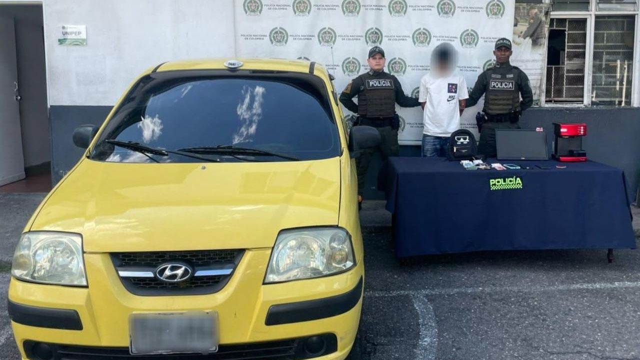 ¡Ni la moto ni el taxi los salvaron! Cámaras del 123 siguieron a delincuentes implicados en hurtos en Medellín