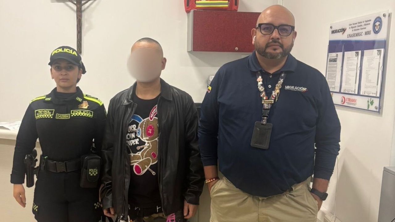 ¡Lo pillaron en el aeropuerto! Ciudadano estadounidense acusado de abuso sexual de menores no pudo entrar a Medellín