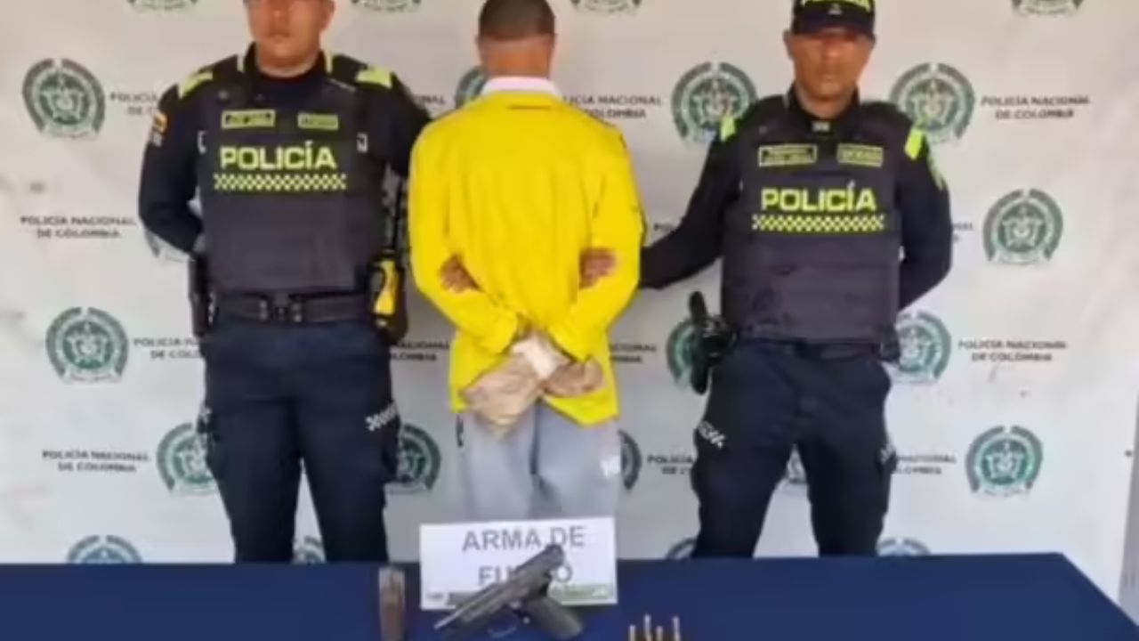 Delincuente le quita el arma a un mayor de la Policía y le dispara en Usme