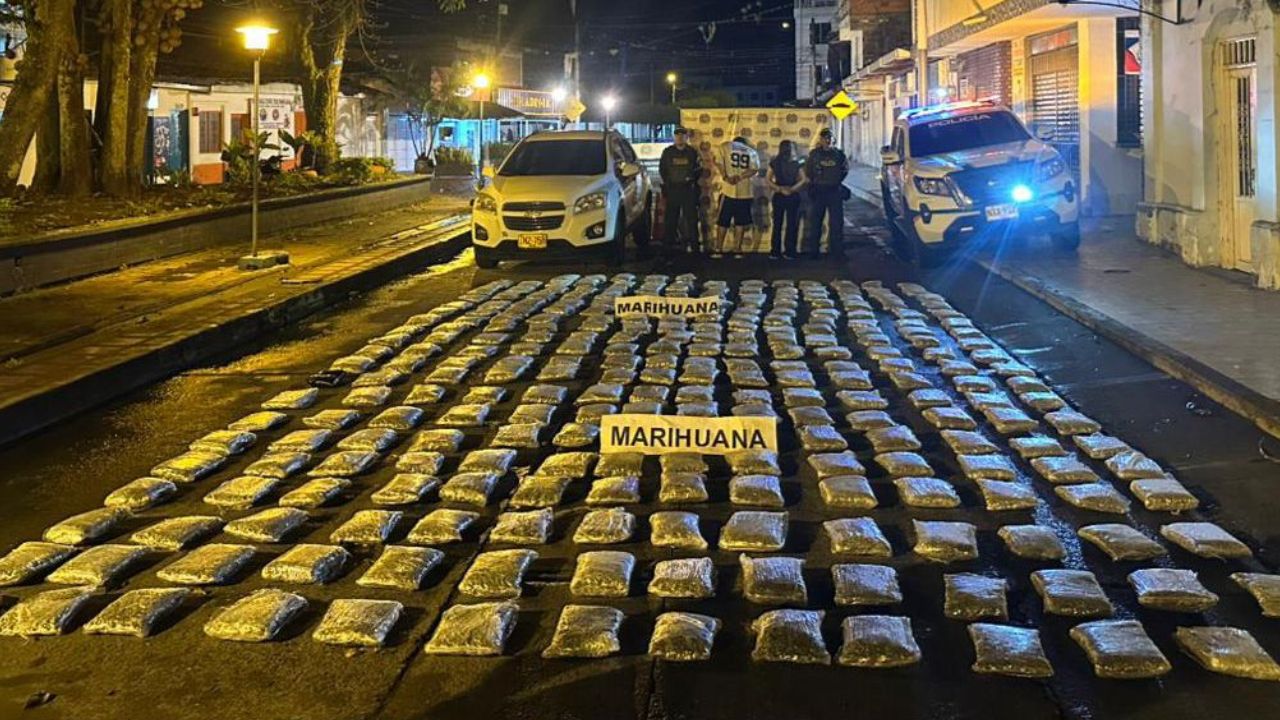 280 kilos de marihuana viajaban en camioneta: dos capturados en el Valle del Cauca