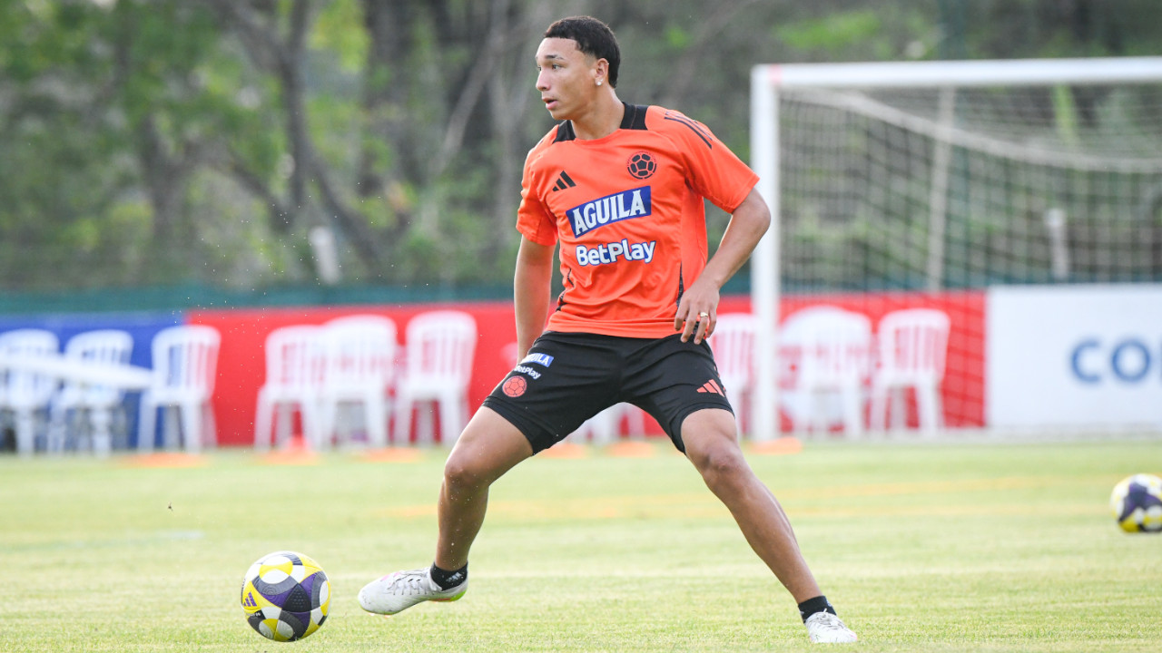 La Selección Colombia Sub-20 se enfoca en la recuperación y el ajuste de cargas en Asunción