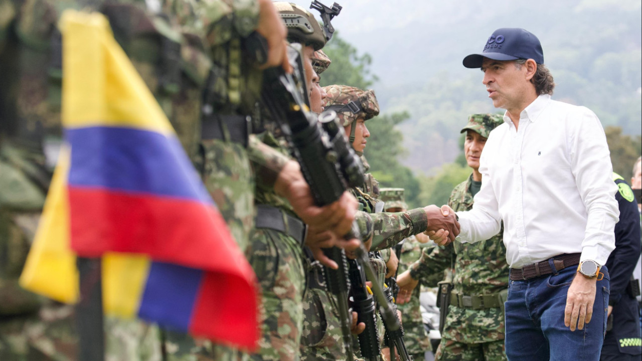480 uniformados refuerzan la seguridad de Medellín: “La ciudad no es guarida de criminales”: Fico Gutiérrez