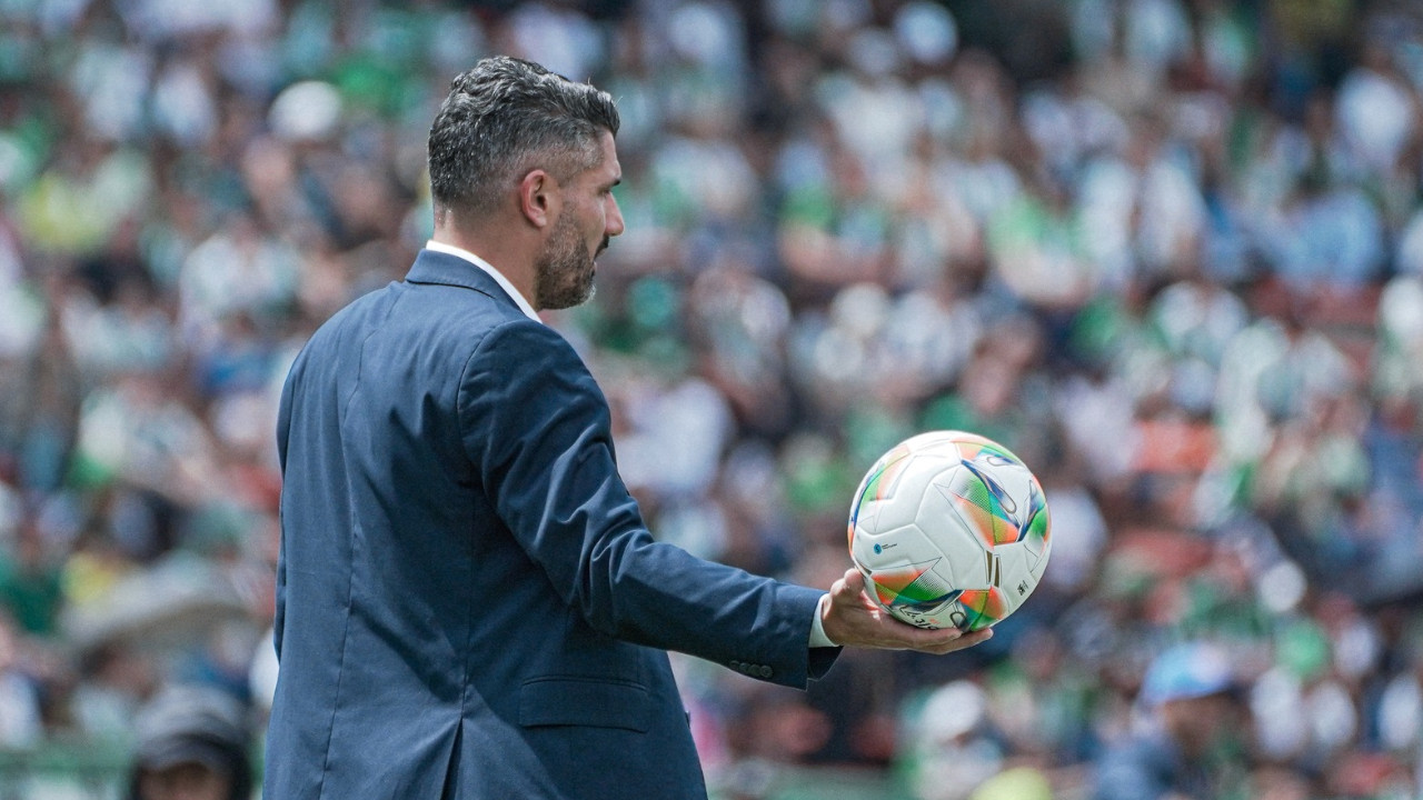 ¿Por qué se va Gandolfi de Atlético Nacional? De la ‘gloria’ en Superliga a la caída en Libertadores