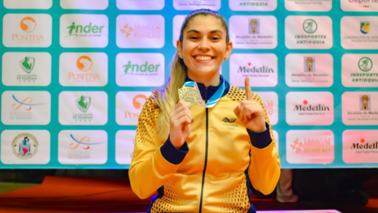¡Medellín le sienta bien! Valentina Beltrán, campeona en el Sudamericano de esgrima
