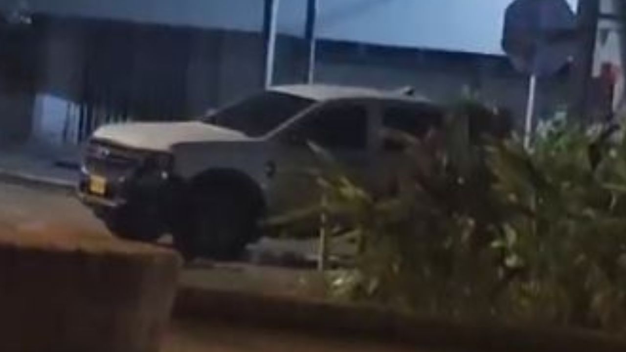 Atentado en Cali: granada explotó en camioneta de seguridad del director regional del Inpec