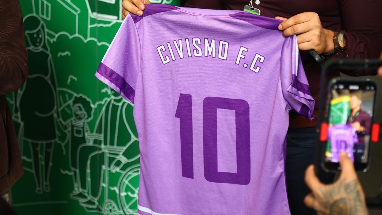 Atlético Nacional e Independiente Medellín se unen a la campaña 'Yo me pongo la 10 en la vía' del Metro