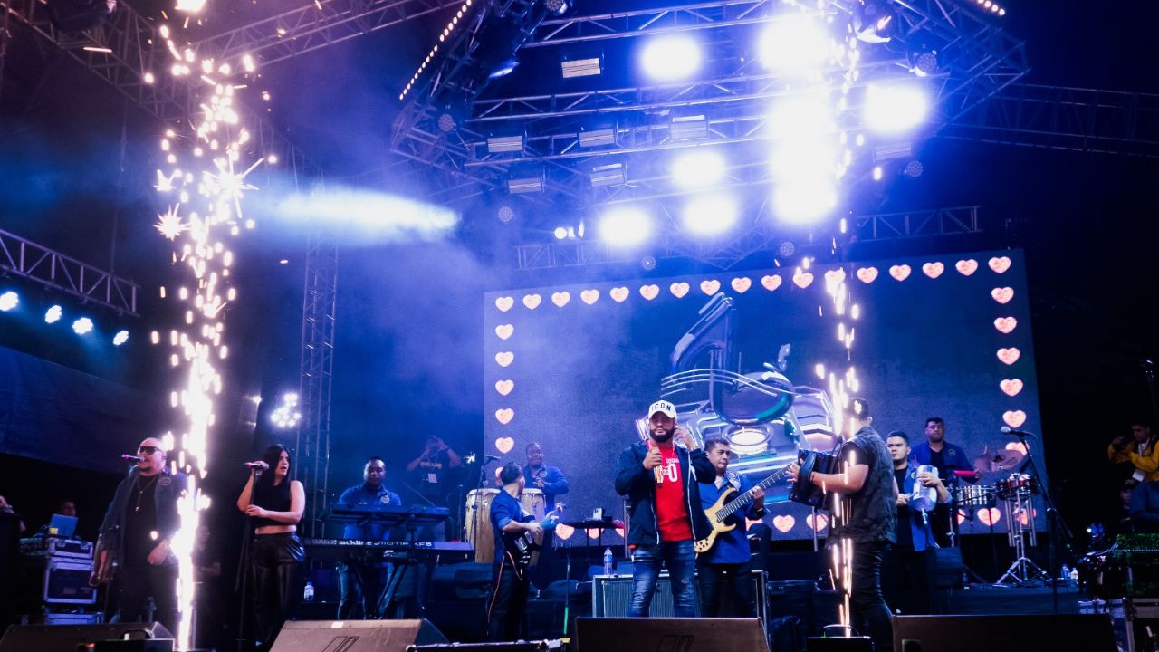 ¡Para todos los gustos! Las Fiestas del Cerro Quitasol traen conciertos, deportes y ferias.