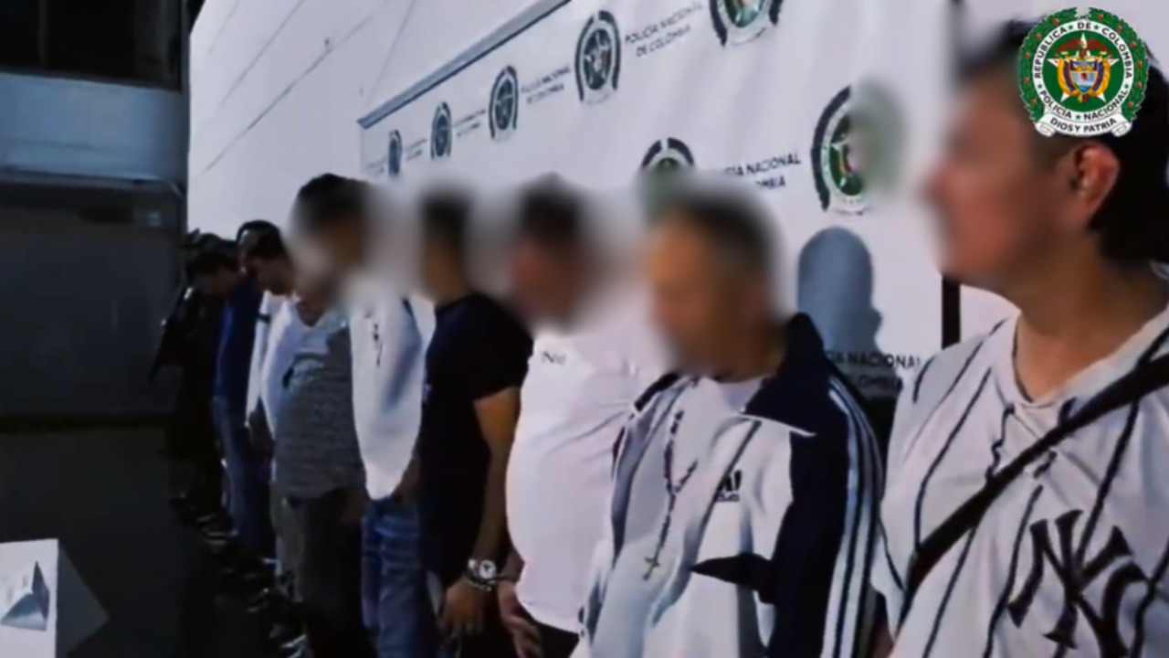 ¡Desarticulada la banda 'Caicedo'! Capturan a 21 extorsionistas que aterrorizaban el centro de Medellín