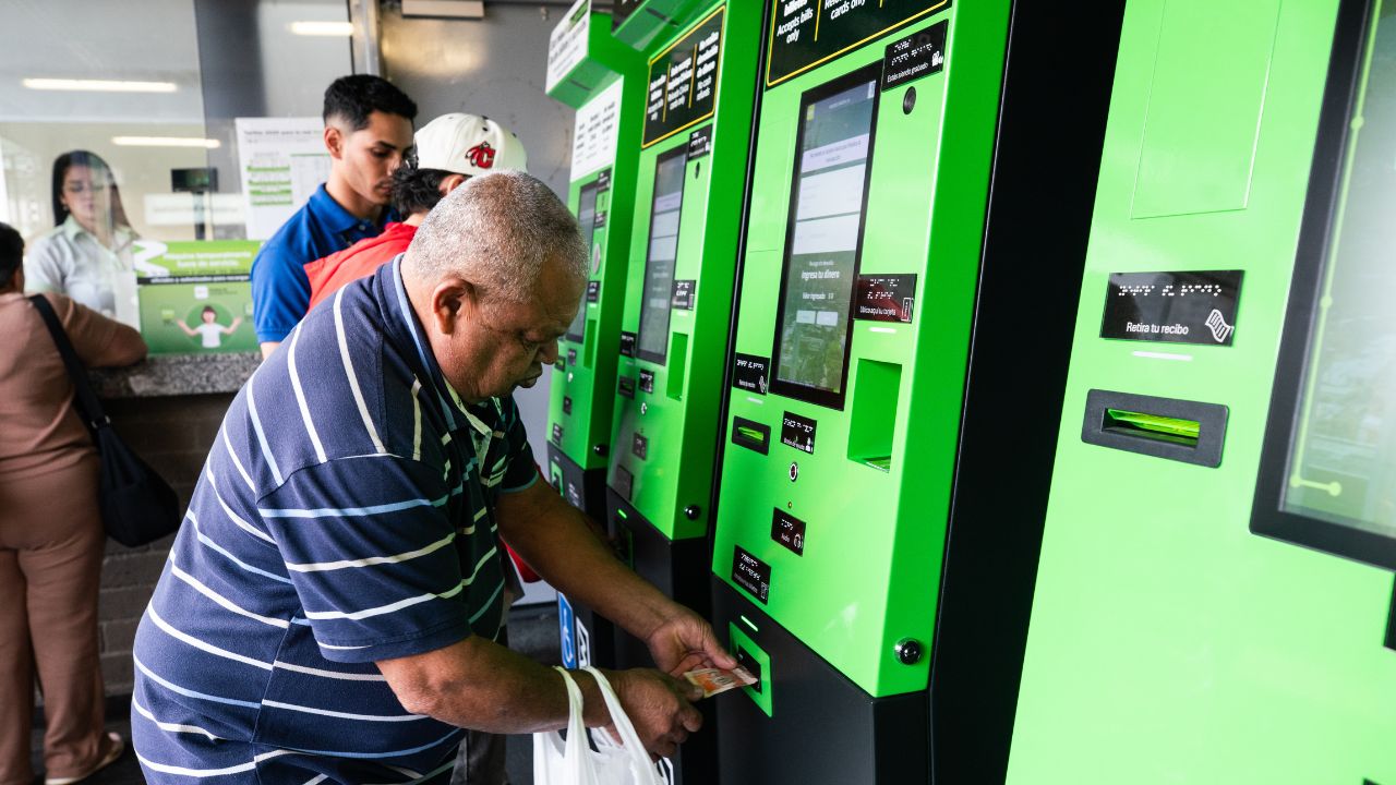 Comenzaron a funcionar las nuevas Máquinas de Recarga Automática
