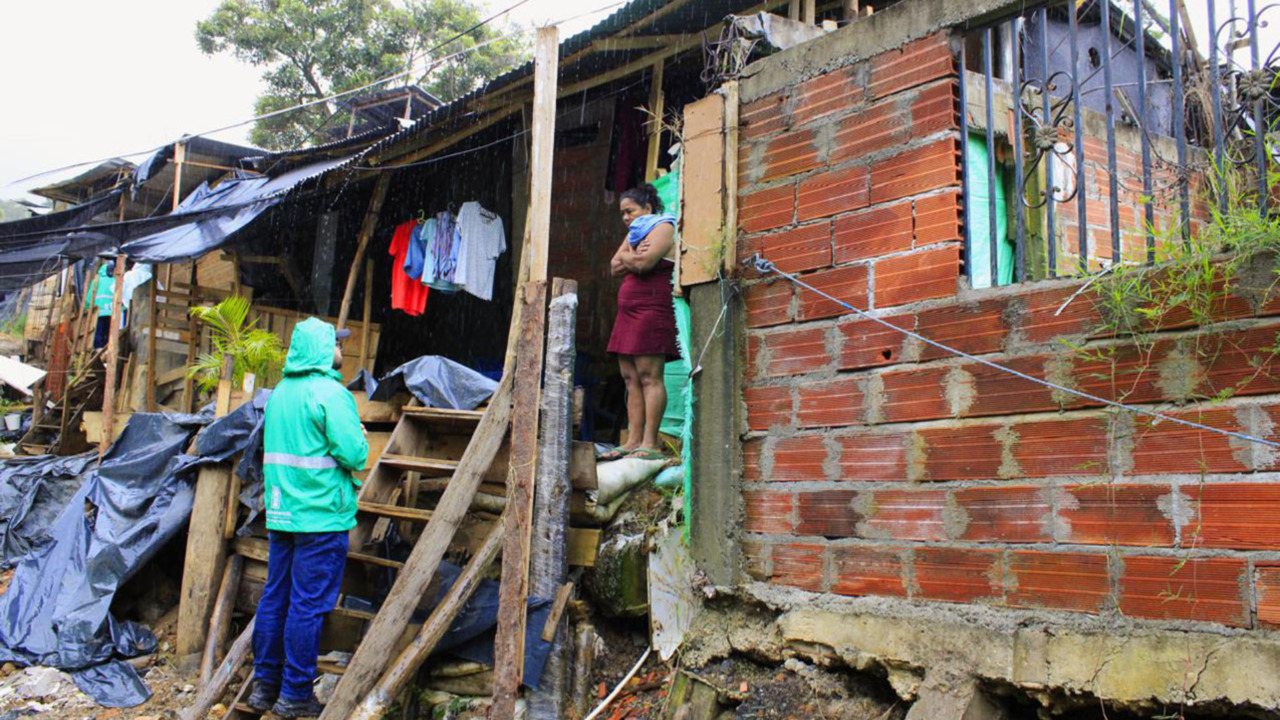 ¡Prevención y seguridad! Medellín prepara a las comunidades para la temporada de lluvias