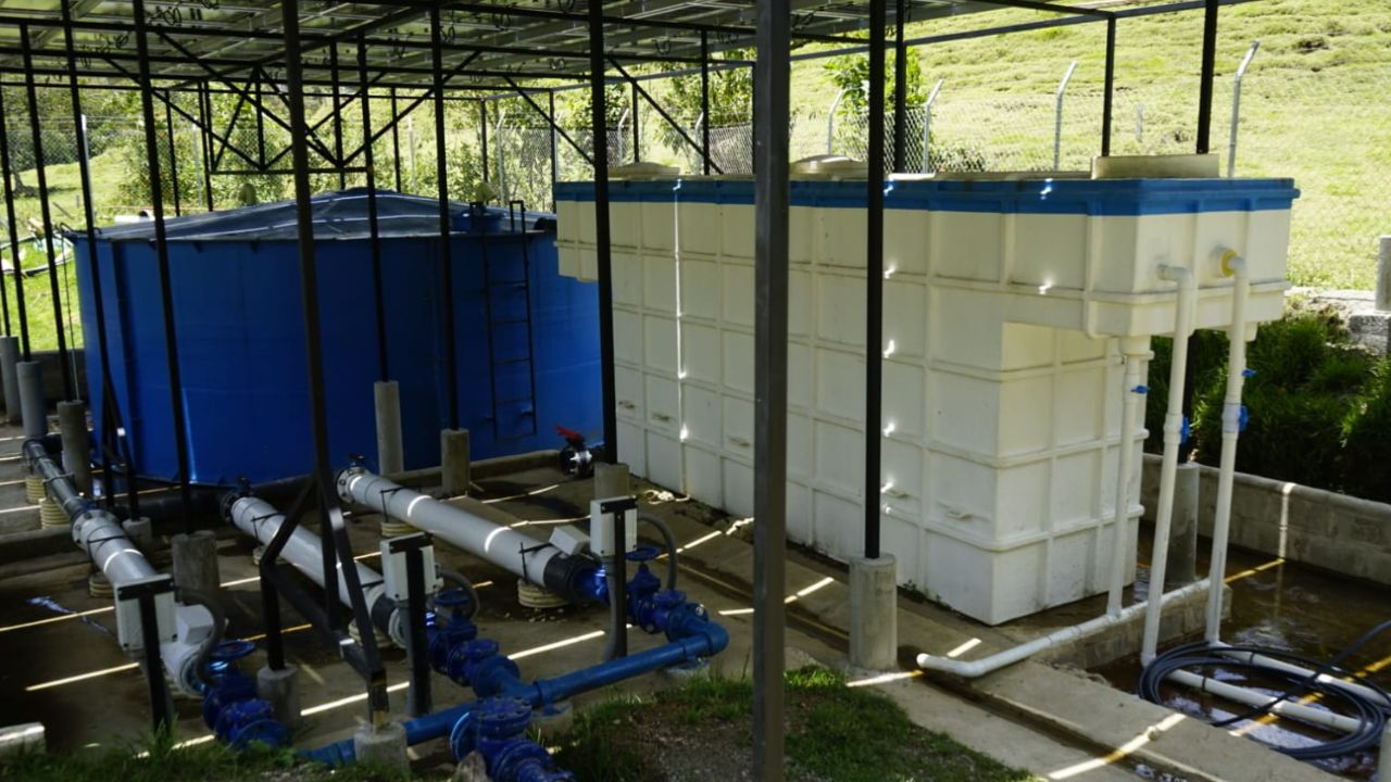 ¡Tras años de espera! Vereda La Meneses, en Bello, ya cuenta con una planta de agua renovada y sostenible