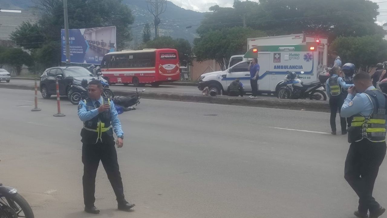 Motociclista pierde la vida en accidente fatal en la Autopista Norte