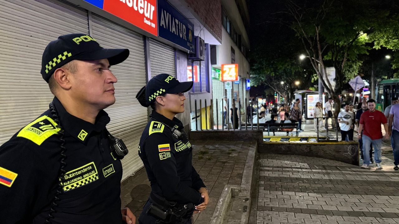 ¡Descarados! Los pillaron usando bebés indígenas para pedir limosna en El Poblado