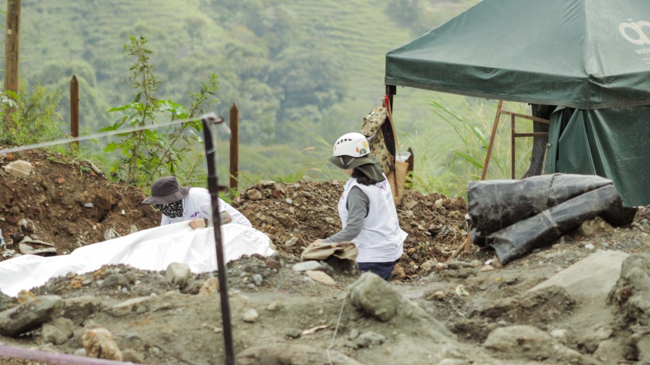 Medellín continúa búsqueda de desaparecidos en La Escombrera
