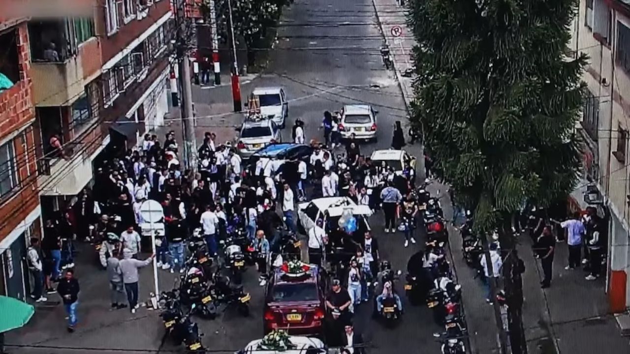 Hombre disparó al aire en pleno funeral e intentó escapar en Bogotá