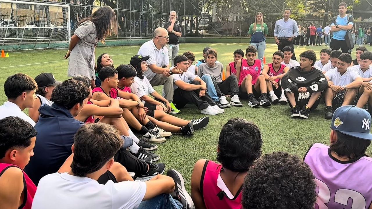 Así busca Medellín fortalecer la convivencia en escenarios deportivos y evitar peleas