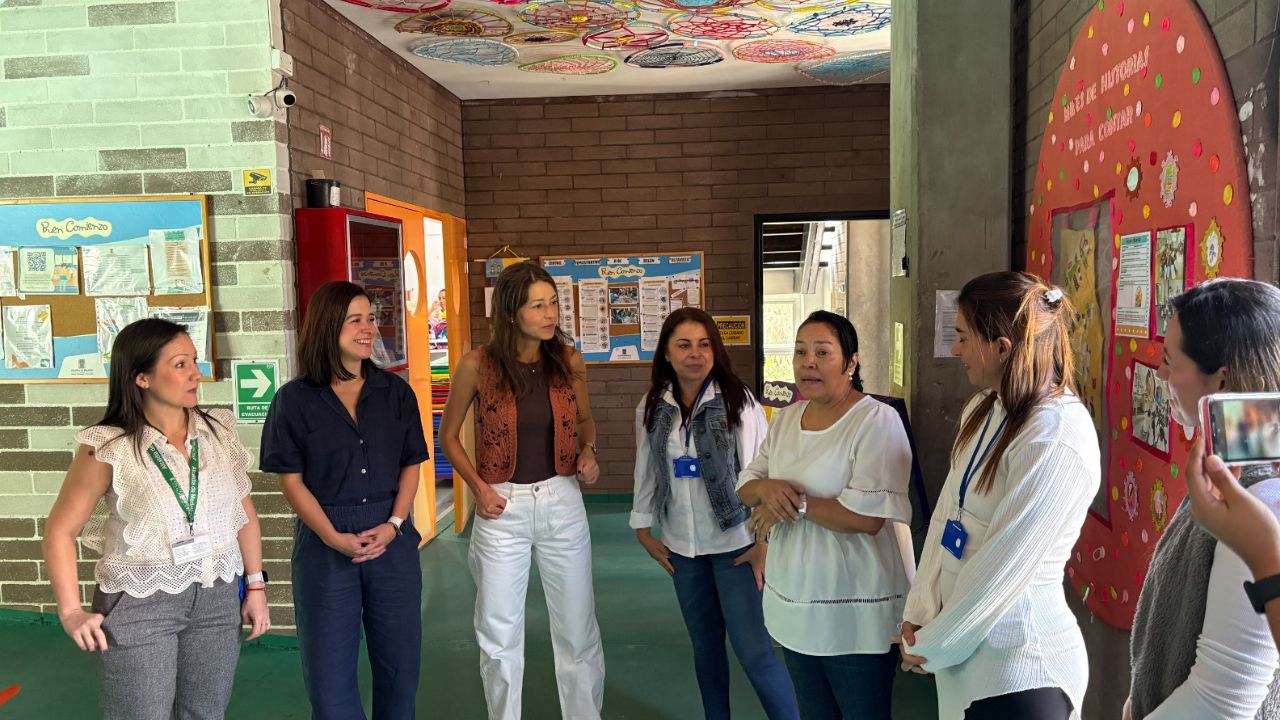 Expertos internacionales aplauden el modelo integral de primera infancia en Medellín