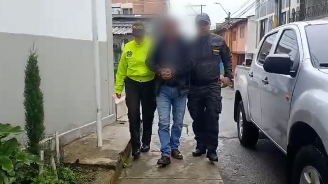 Profesor pensionado fue capturado por presuntamente abusar sexualmente de un menor en Santa Rosa de Osos