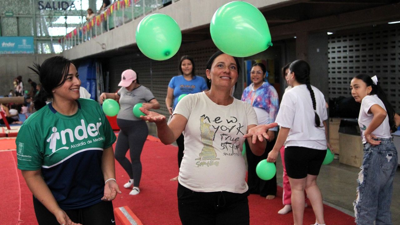 Así es el programa para madres gestantes y mamás en Medellín
