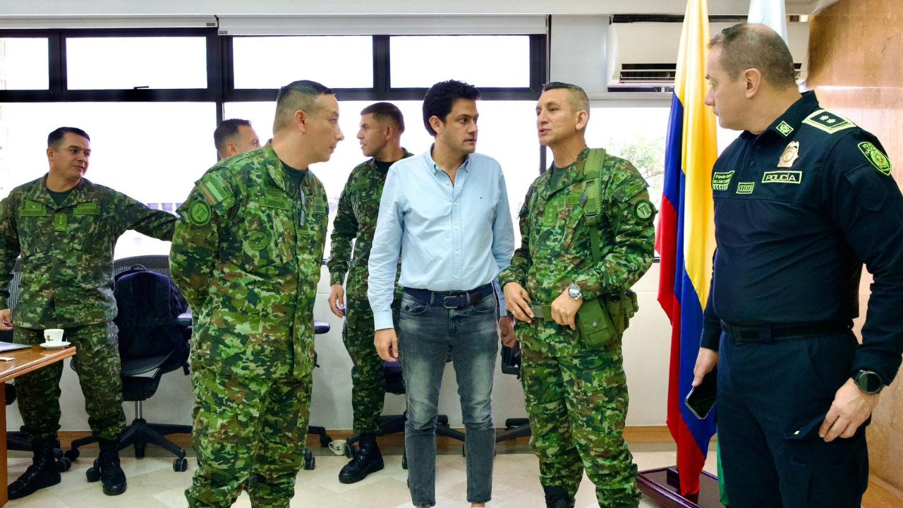 Medellín refuerza seguridad con 100 militares tras atentado con explosivos en Loreto