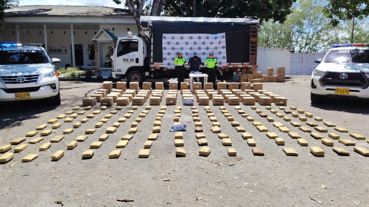 Accidente de tránsito en Las Palmas genera caos en la movilidad