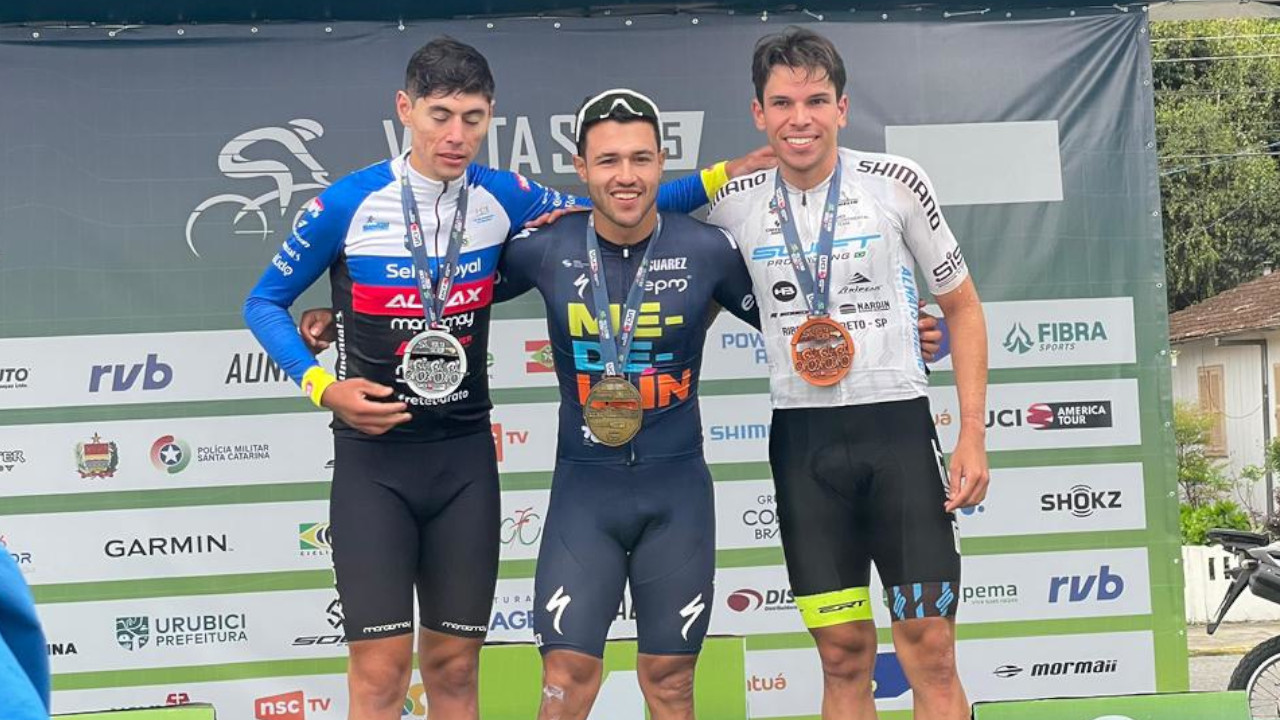 Dominio absoluto del Team Medellín EPM en la Vuelta a Santa Catarina en Brasil