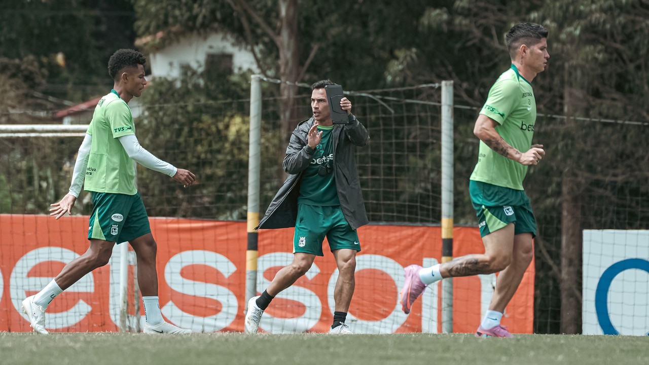 Oigan ¿Y el técnico de Atlético Nacional?