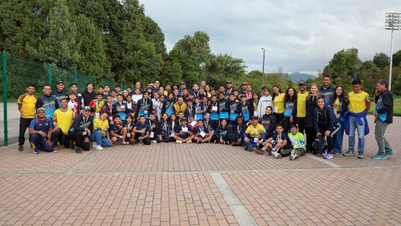 Carlos Ramírez acompañó a futuros riders en encuentro clave para la reserva deportiva nacional