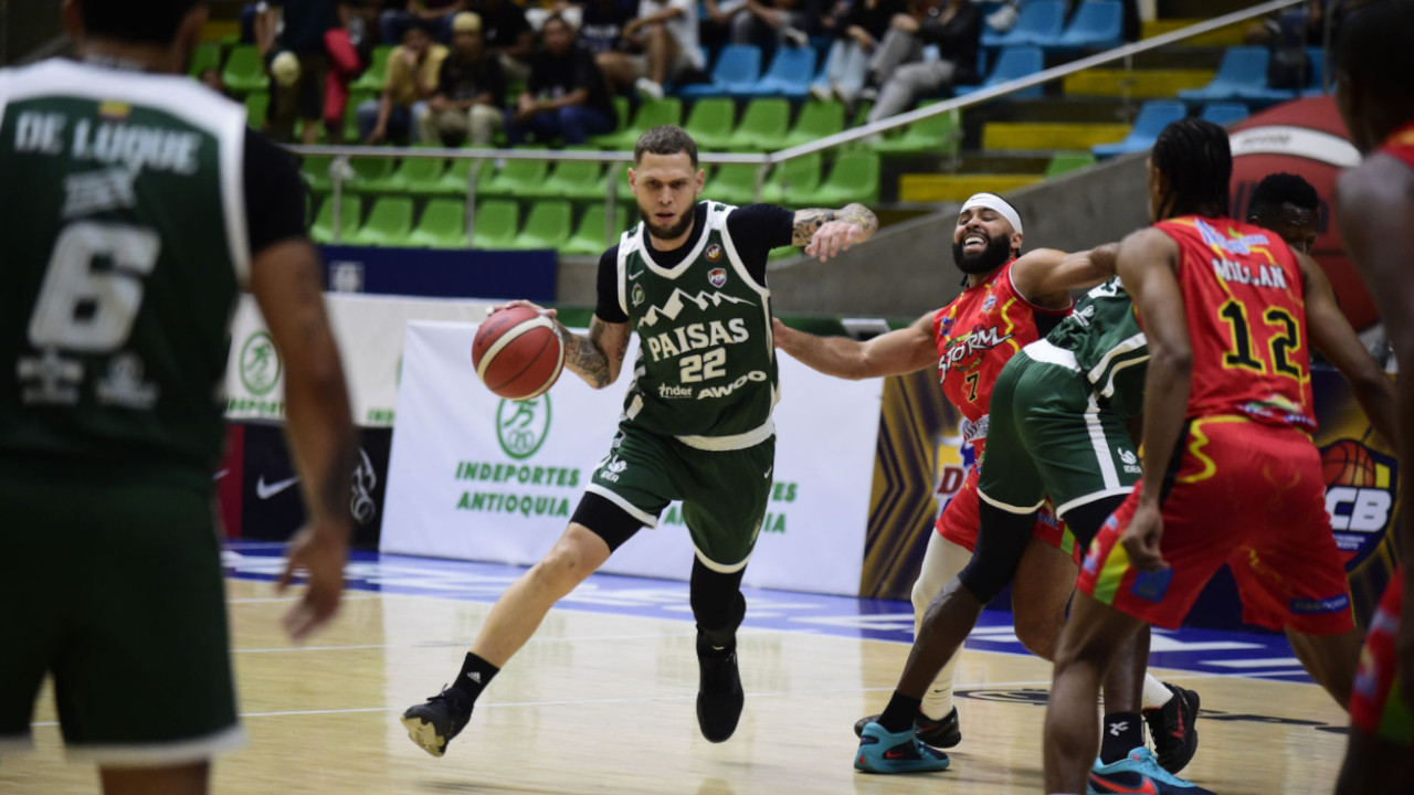 Caribbean Storm asalta la cima de la Liga de Baloncesto 2025- II con 10 puntos; rompió racha de Paisas