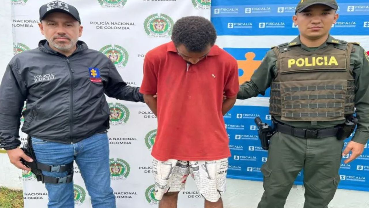  Fiscalía lo acusa formalmente
