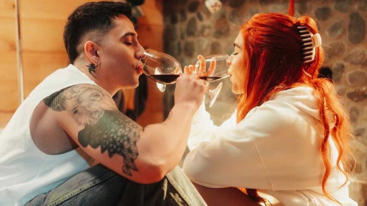 ¡Pura química! Andy Rivera sorprendió al público con tierno momento junto a Xime Mua en pleno concierto