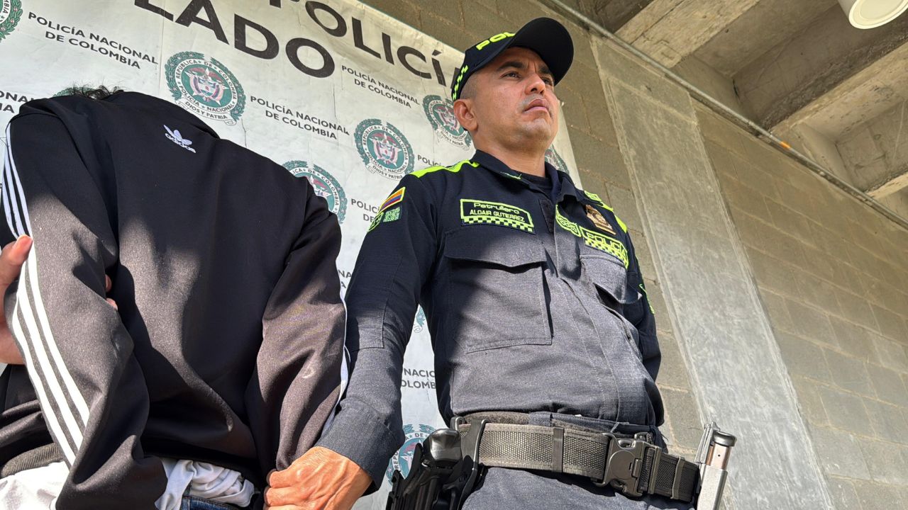 Robo en Manila terminó mal: capturado con el celular en la mano