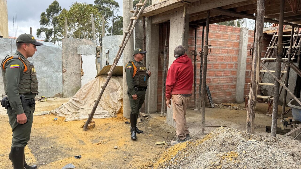 ¡Violaron los sellos y continuaron el trabajo! Capturan a dos personas por construir ilegalmente en la reserva ecológica de Usaquén