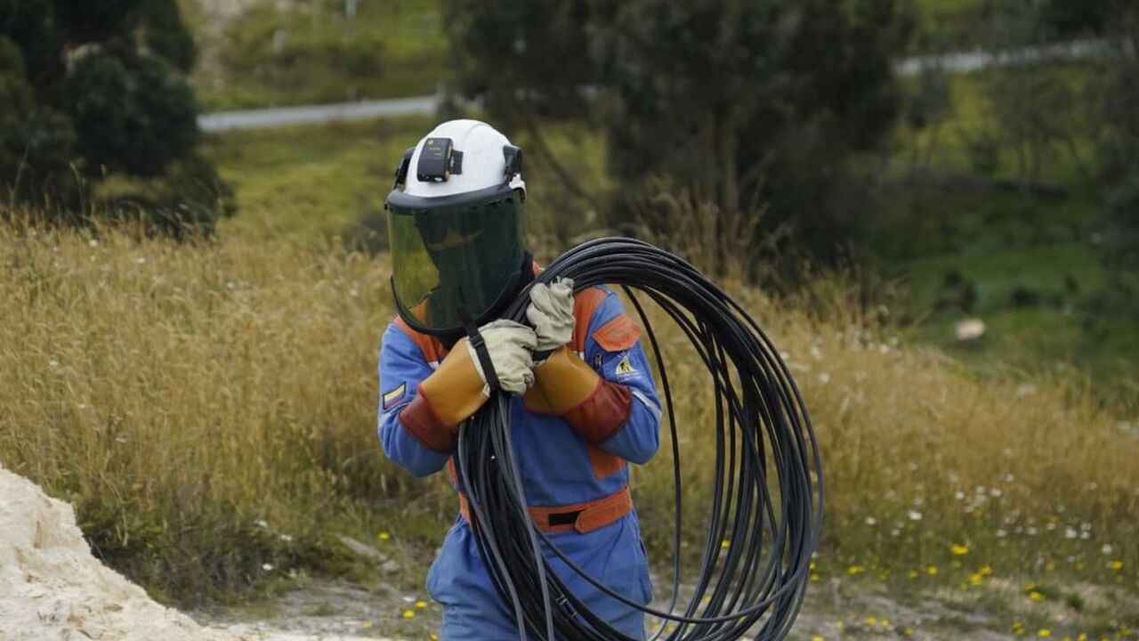 Terrenos falsos y electricidad robada: caen los 'tierreros' que engañaban familias en Bogotá