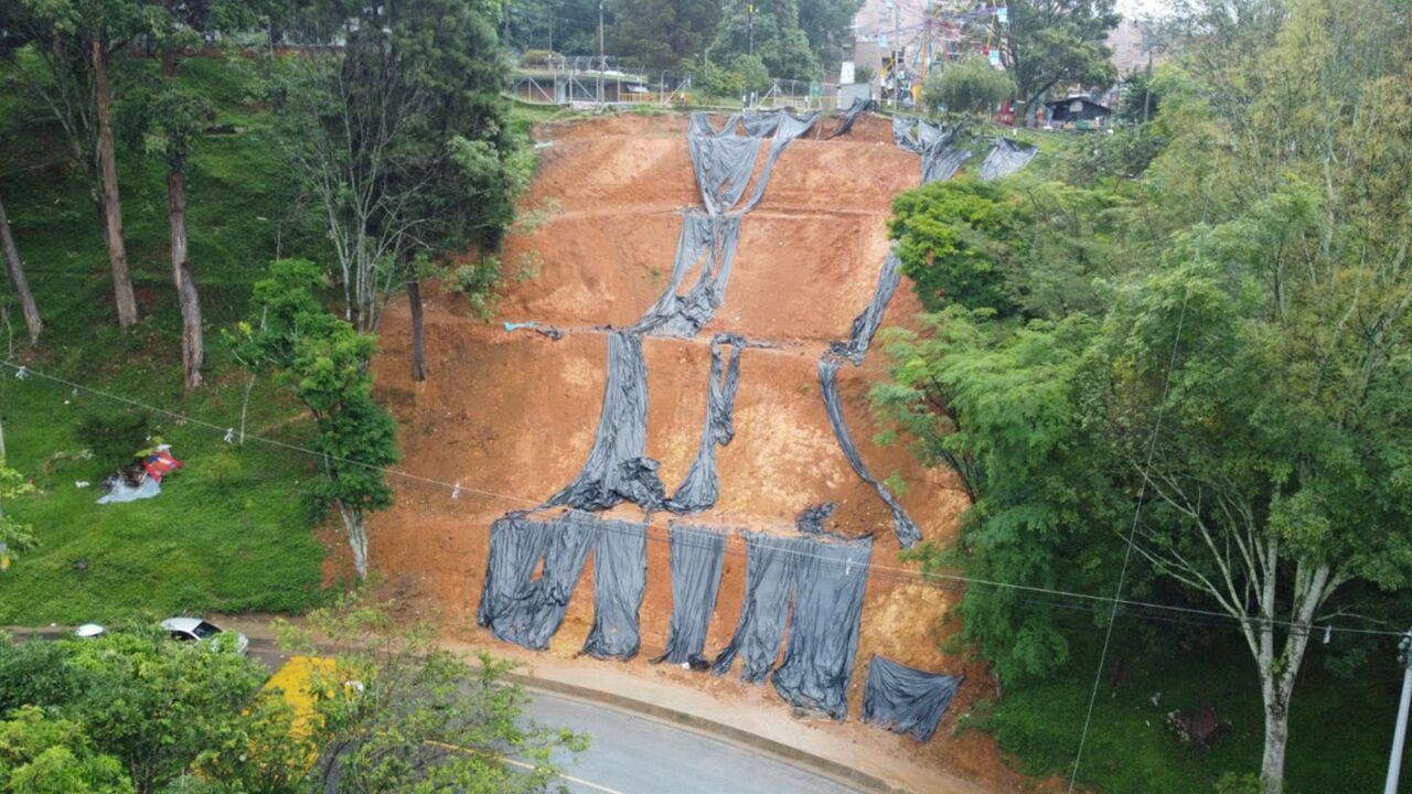 ¡Avances en mitigación de riesgos! Medellín estabiliza taludes y protege barrios afectados por las lluvias
