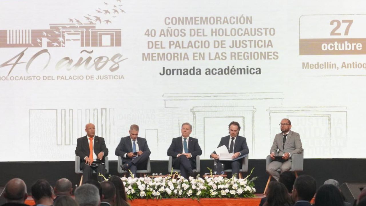 Medellín conmemoró los 40 años del Holocausto del Palacio de Justicia
