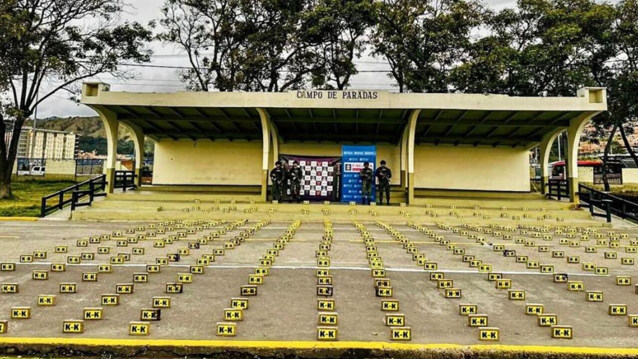 Golpe Millonario al Narcotráfico en Bogotá: 418 Kilos de Cocaína Incautados