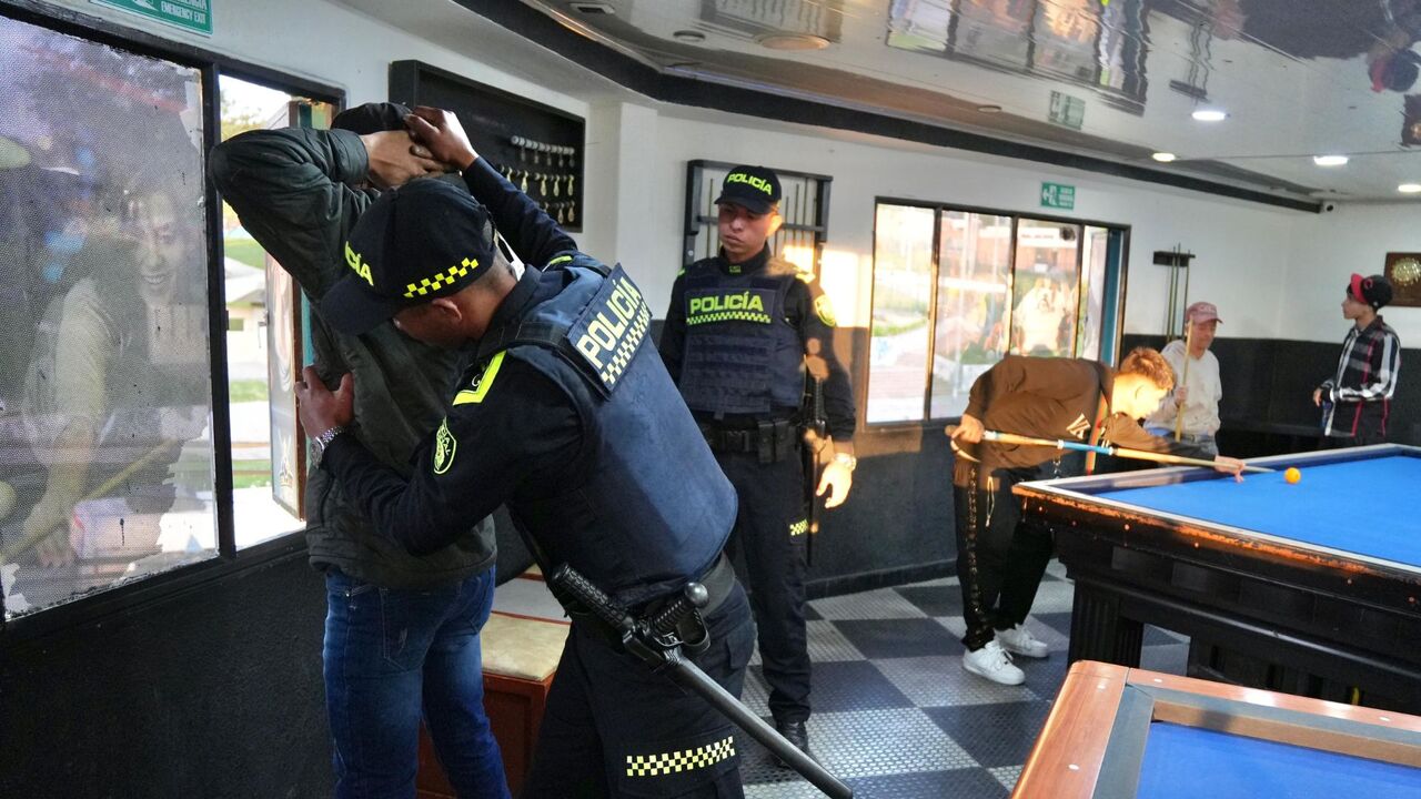 ¡San Cristóbal bajo vigilancia! Autoridades refuerzan seguridad en Juan Rey ante amenazas de 'tierreros'