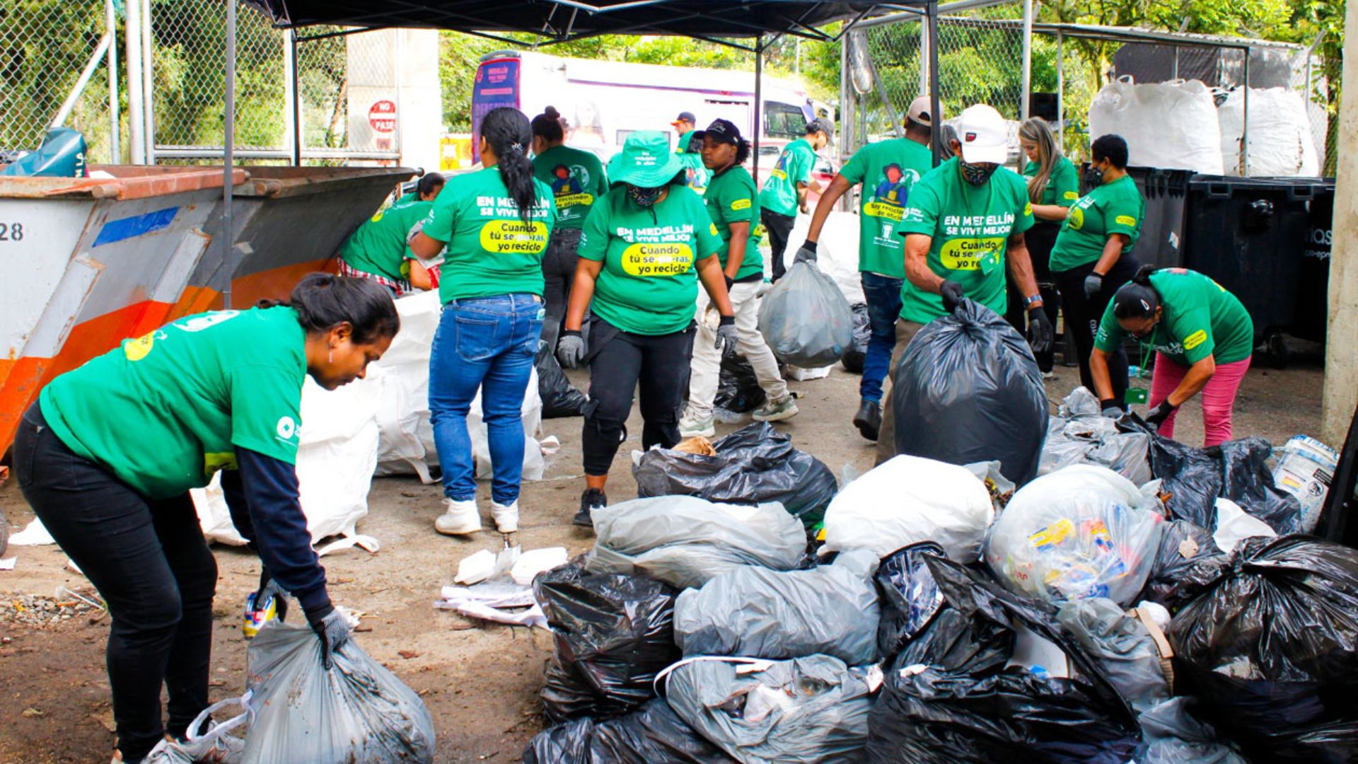 ¡Altavoz también recicló! Más de 800 kilos de residuos fueron recuperados gracias a recicladores de oficio en Medellín