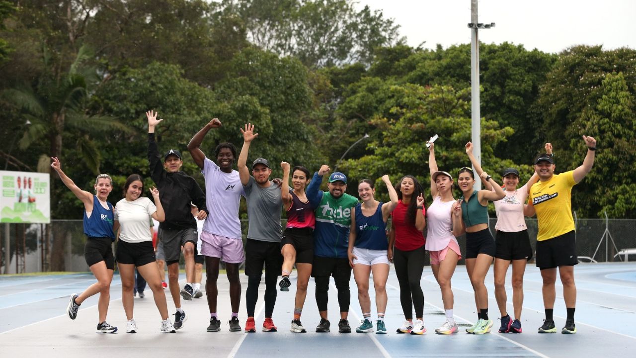 ¡Medellín se pone las tenis! Nace 'RunnInder', la primera comunidad oficial de corredores del Inder