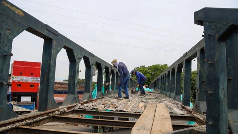 Planee sus recorridos en Cali: Puente de la carrera 8 con calle 78 será desmontado