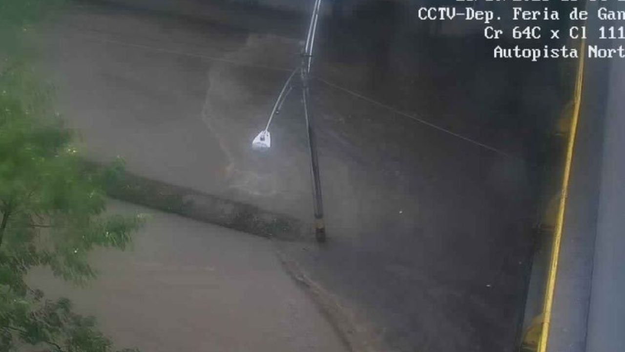 ¡Qué aguacero tan bravo! Cerrado el deprimido de la Feria de Ganado por inundación