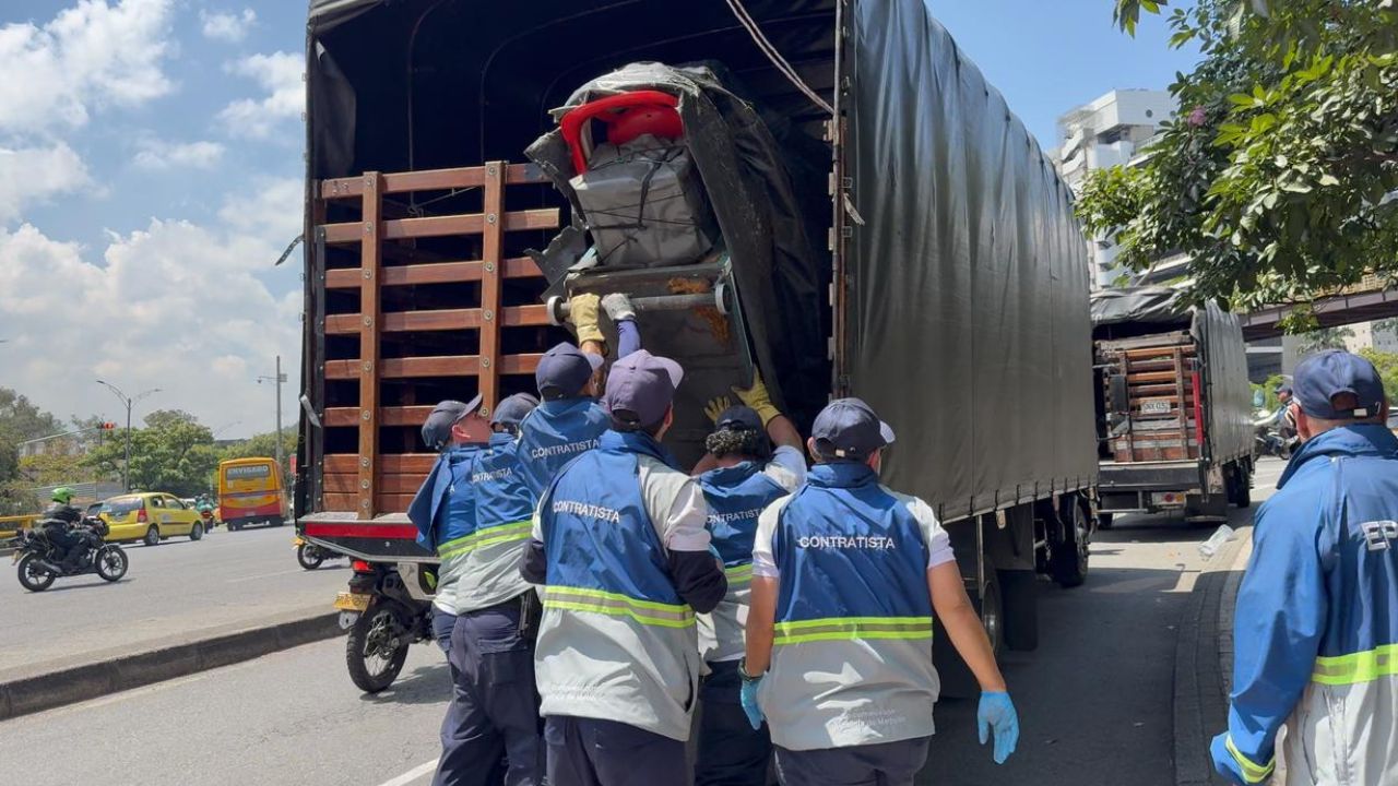 Desmantelan la guarida de los ladrones de autopartes en Barrio Triste