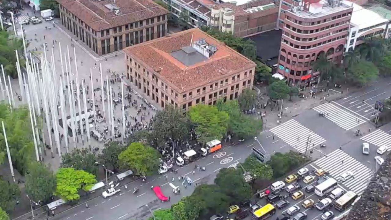 Cierres Viales y Concentraciones Masivas en Medellín