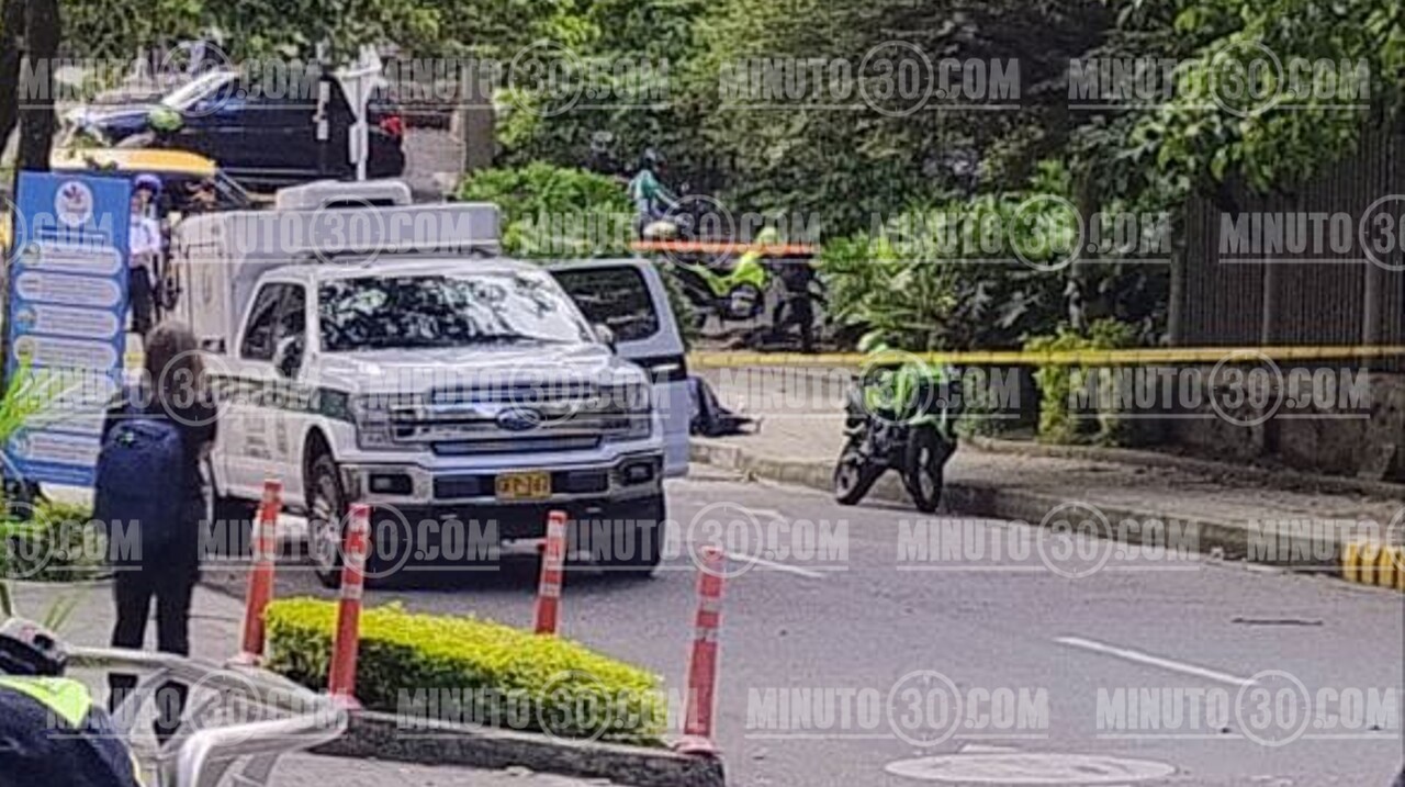 albanes con documentos ecuatorianos sicritomedellin