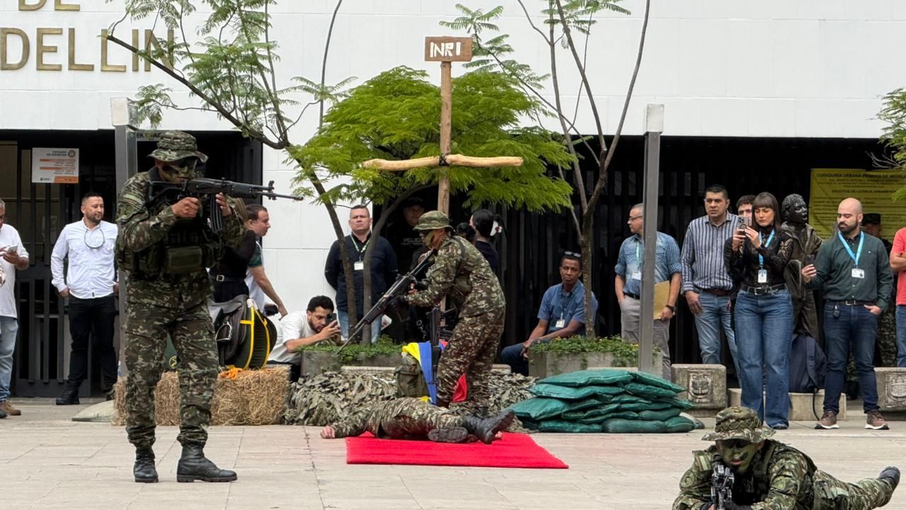 Medellín rindió homenaje a los veteranos de las Fuerzas Militares y la Policía