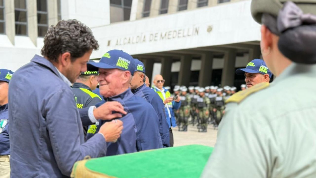Medellín rindió homenaje a los veteranos de las Fuerzas Militares y la Policía
