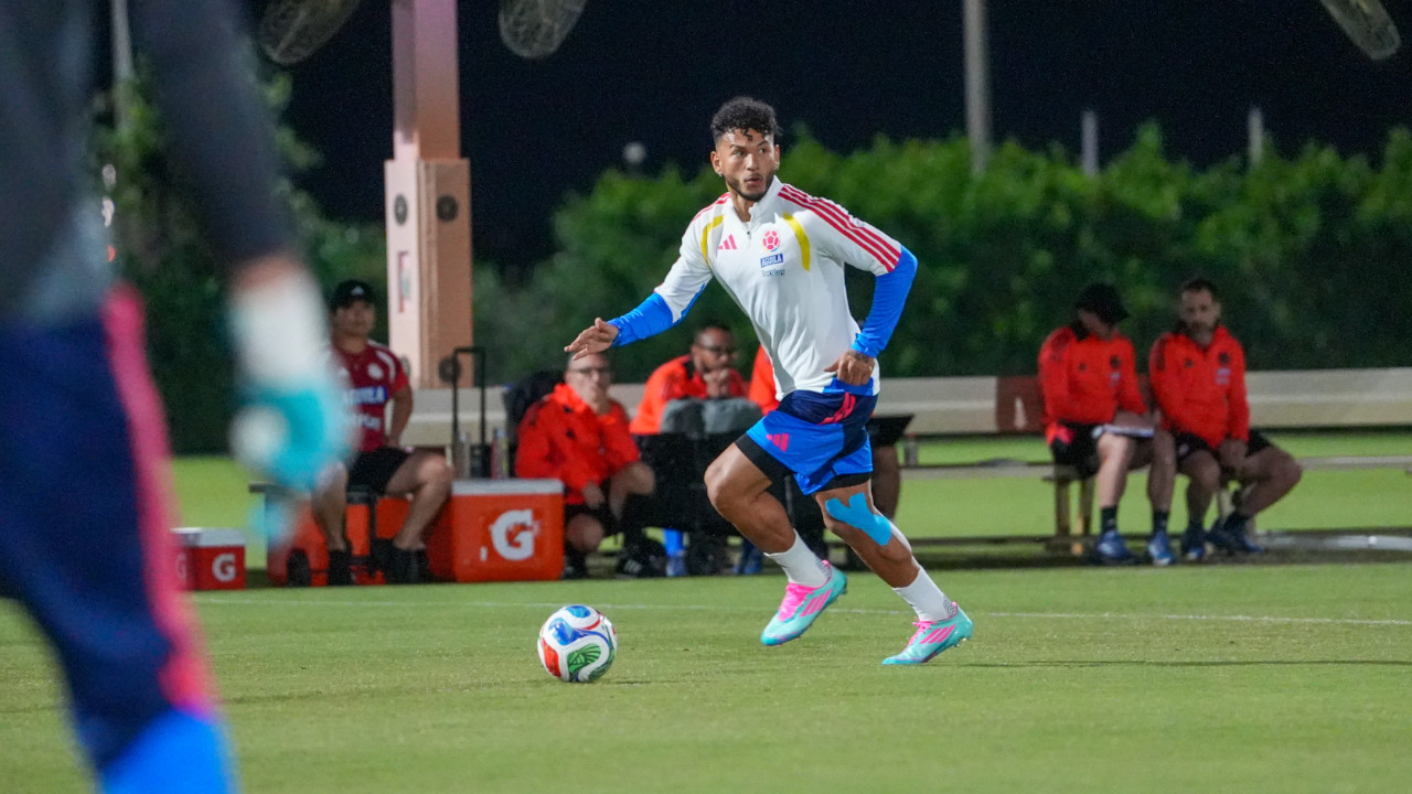 ¡Hoy juega Colombia! Néstor Lorenzo listo para seguir ajustando detalles en ruta al Mundial 2026